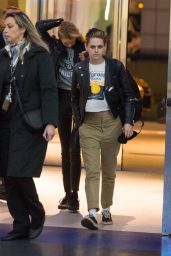 Kristen Stewart Street Style - NYC 11/15/2017