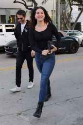 Lana Del Rey in Tight Jeans - Out in West Hollywood 11/24/2017
