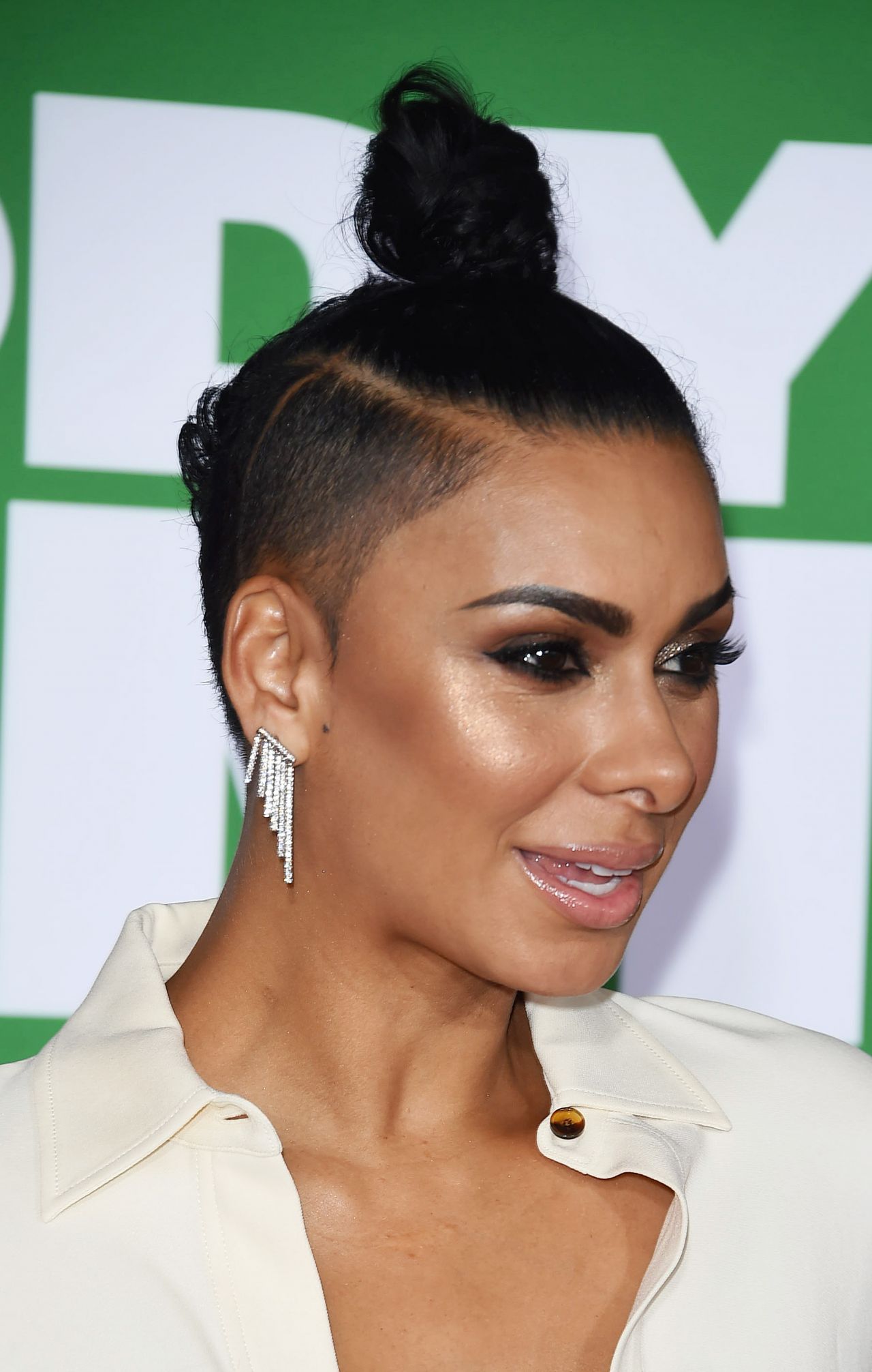 Laura Govan – “Daddy’s Home 2” Premiere in Westwood • CelebMafia