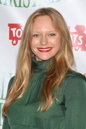 Marci Miller – Hollywood Christmas Parade in Los Angeles