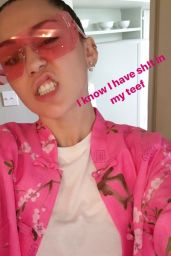 Miley Cyrus - Social Media 11/22/2017
