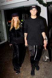 Paris Hilton and Boyfriend Chris Zylka - Shopping at the Beverly Glen Circle 11/27/2017