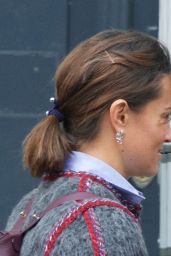 Pippa Middleton Cute Street Style - Chelsea, November 2017