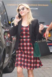 Reese Witherspoon - Arrives for a Meeting in Santa Monica  11/13/2017