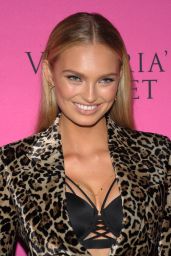 Romee Strijd – VS Angels Viewing Party in New York