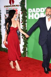 Rosalind Ross – “Daddy’s Home 2” Premiere in Westwood