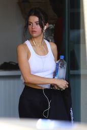 Selena Gomez at Hot Pilates in WeHo, Los Angeles 11/03/2017