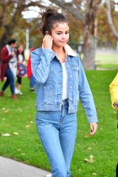 Selena Gomez Casual Style - Burbank 11/02/2017
