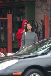 Selena Gomez - Goes for a Walk With Justin Bieber in LA 11/01/2017