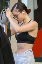 Selena Gomez in Workout Gear - Los Angeles 11/11/2017
