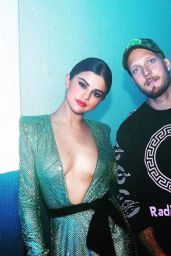Selena Gomez - Social Media 11/30/2017
