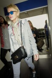 Sharon Stone - Arrives at LAX Airport in LA 11/01/2017