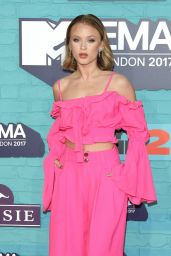 Zara Larrson – MTV Europe Music Awards 2017 in London