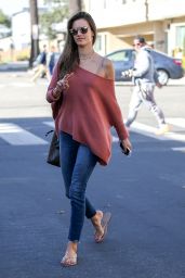 Alessandra Ambrosio Heading to Nail Salon in Santa Monica