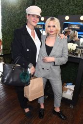 Alli Simpson – Lyda Beauty Launches Cleopatra Cat Eye Stamp in LA