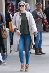 Amy Adams - Shopping in Beverly Hills 12/23/2017