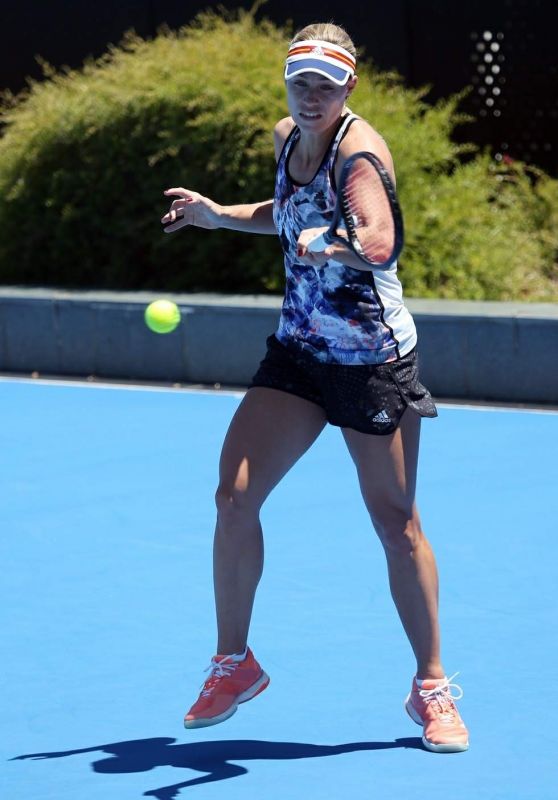 Angelique Kerber Training Ahead of the Hopman Cup in Perth