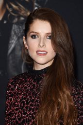 Anna Kendrick - "Pitch Perfect 3" Premiere in Los Angeles