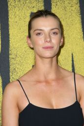 Betty Gilpin – “Pitch Perfect 3” Premiere in Los Angeles