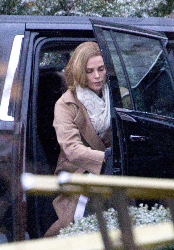 Charlize Theron Candids - Arriving to the Set of "Flarsky" in Montreal 12/11/2017