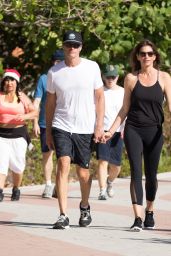 Cindy Crawford and Rande Gerber Take a Stroll in Miami Beach 12/06/2017