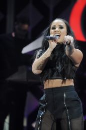 Demi Lovato – Performs Live at 103.5 KISS FM’s Jingle Ball 2017 in Rosemont