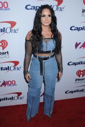 Demi Lovato – Z100s Jingle Ball 2017 in NYC