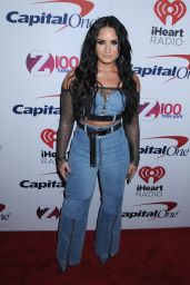 Demi Lovato – Z100s Jingle Ball 2017 in NYC