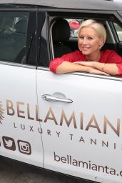 Denise Van Outen Promote Bellamianta Luxury Tan Christmas Sets in Dublin 11/30/2017
