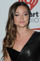 Erika Costell – Z100s Jingle Ball 2017 in NYC