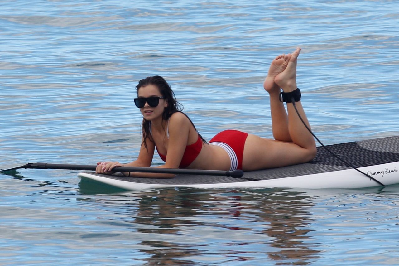 Hailee Steinfeld in Bikini Paddle Boarding on Christmas Day in Hawaii.