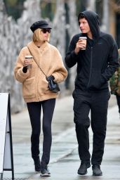 Hailey Clauson and Boyfriend Julian Herrera - Sipping Coffees in NYC 12/13/2017