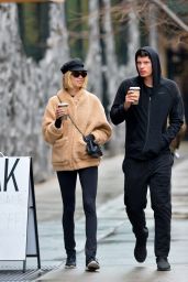 Hailey Clauson and Boyfriend Julian Herrera - Sipping Coffees in NYC 12/13/2017