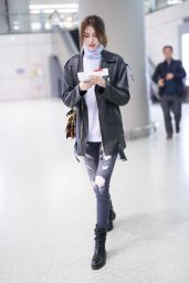 He Sui at Shanghai International Airport 12/10/2017