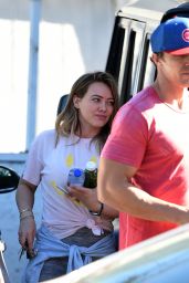 Hilary Duff - Goes to the Gym in Los Angeles 12/13/2017