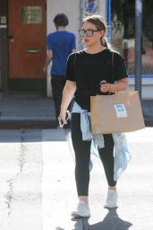 Hilary Duff - Out in Los Angeles 12/07/2017