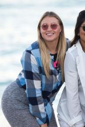 Iskra Lawrence Walking With Friends on the Beach in Miami Beach