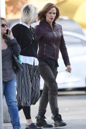 Jennifer Garner - "Peppermint" Set in Los Angeles 11/30/2017