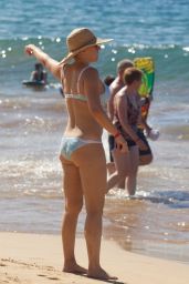 Jodie Sweetin in Bikini on the Beach in Maui
