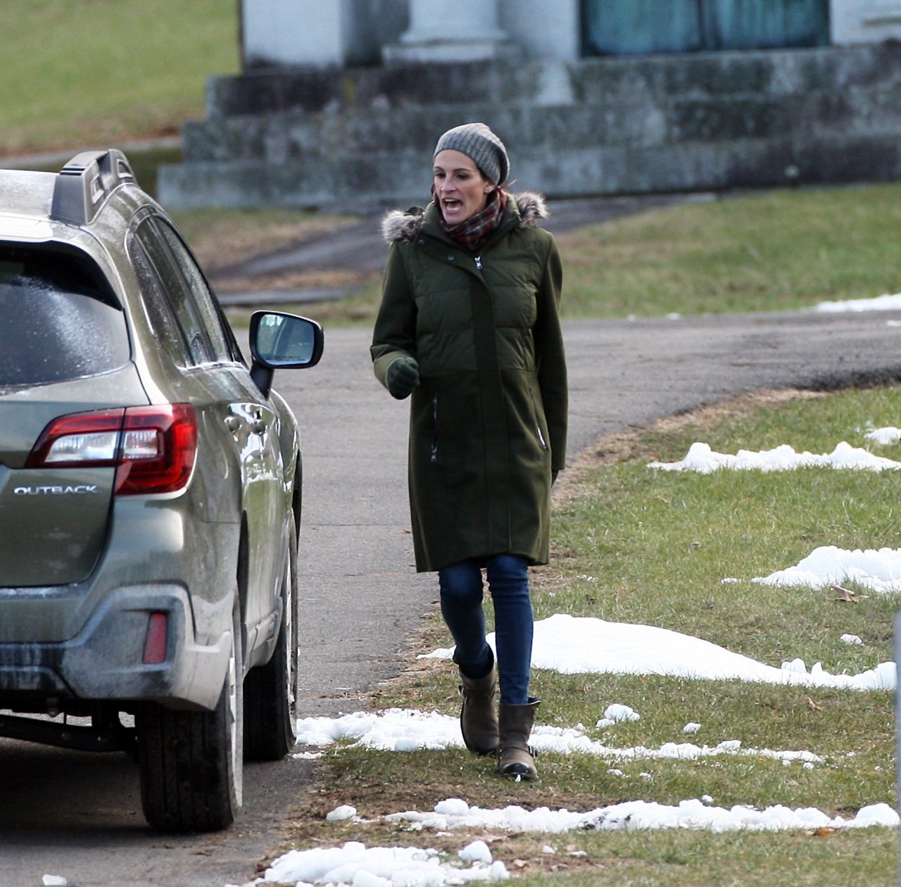 Julia Roberts - "Ben is Back" Movie Set in Haverstraw, NY 12/19/217