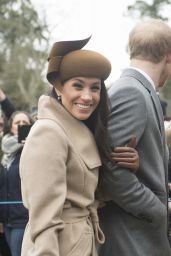 Kate Middleton and the Royal Family - Christmas Day Service in King
