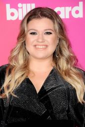 Kelly Clarkson – 2017 Billboard Women in Music in LA