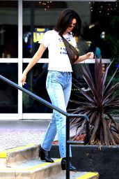 Kendall Jenner in Casual Outfit - Out in Woodland Hills 12/15/2017