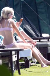 Lindsay Arnold Cusick in Bikini - Beach in Hawaii 12/03/2017