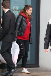 Louise Redknapp Street Style - Leaves The Hilton Hotel in Liverpool