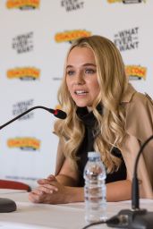 Madison Iseman - Press conference at Comic Con Portugal 2017