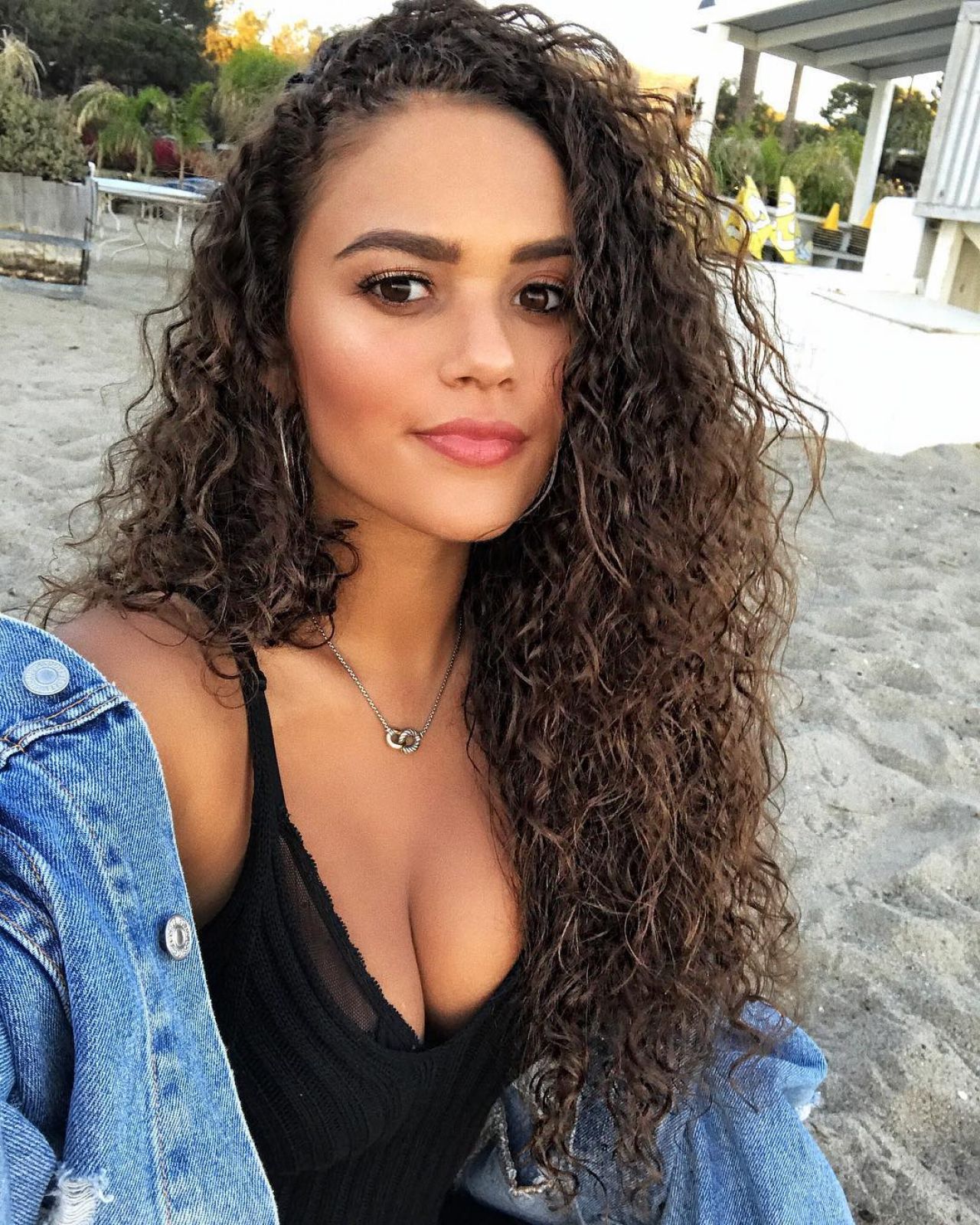 Pettis sexy madison Madison Pettis