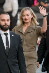 Margot Robbie - Arriving to Appear on Jimmy Kimmel Live! in Los Angeles 12/04/2017