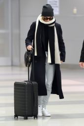 Margot Robbie in Travel Outfit - JFK Airport in NYC 12/12/2017