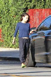 Mila Kunis - Running Errands in Los Angeles